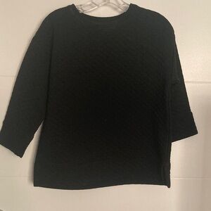 Lands' End Black Quilted Sweatshirt. Fits like a Medium. 3/4 sleeves